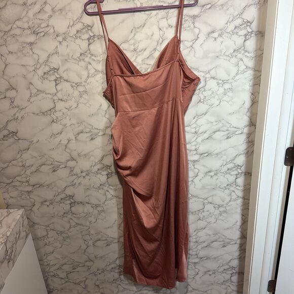 NEW Floerns Side Gothered Sleeves Dress - Picture 7 of 7